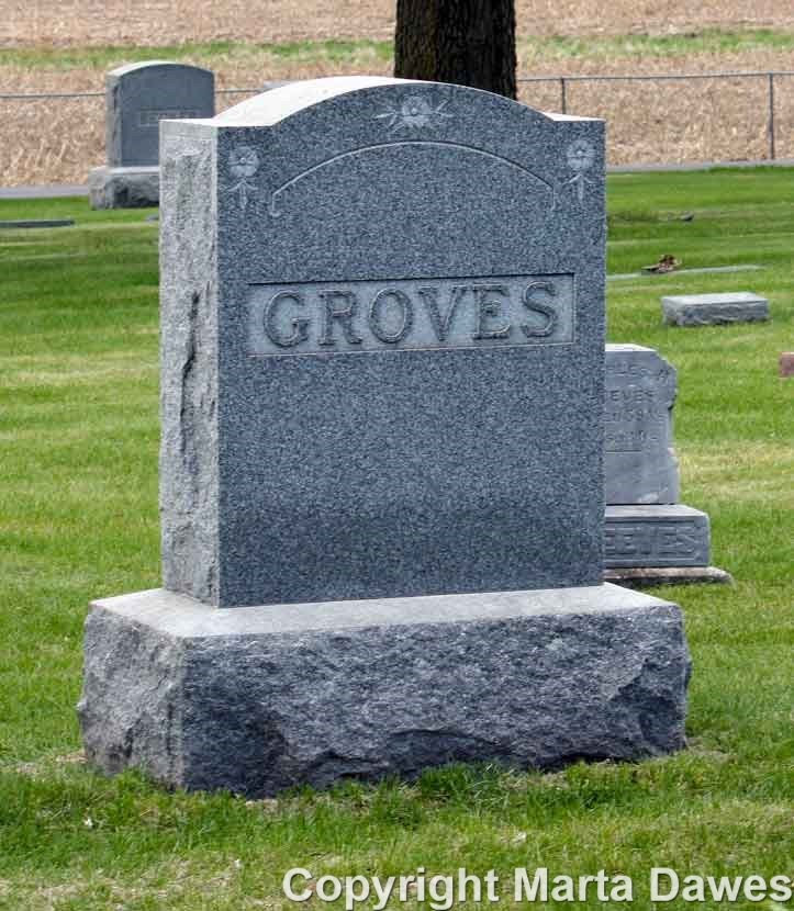 Groves Monument